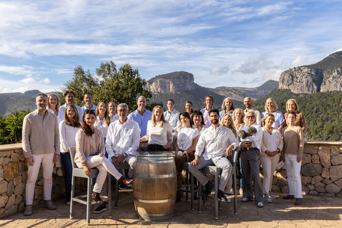 Global Elite Awards winning team